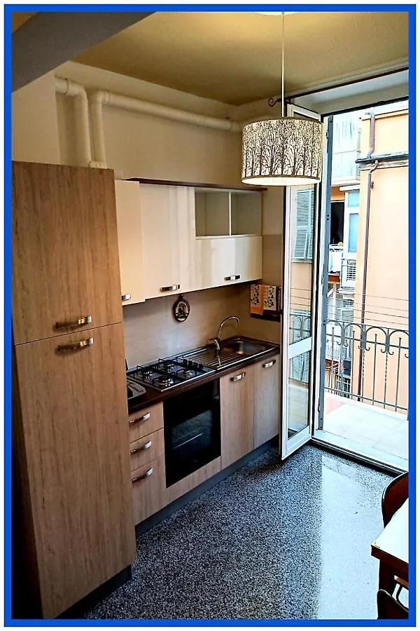 La Casa Di Anna A Due Passi Dal Mare... E Non Solo Apartman Vado Ligure